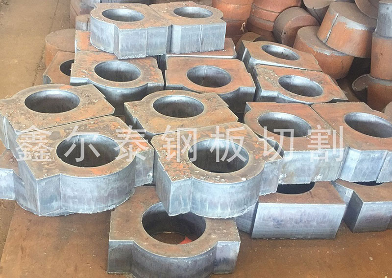 特厚钢板切割轴承座